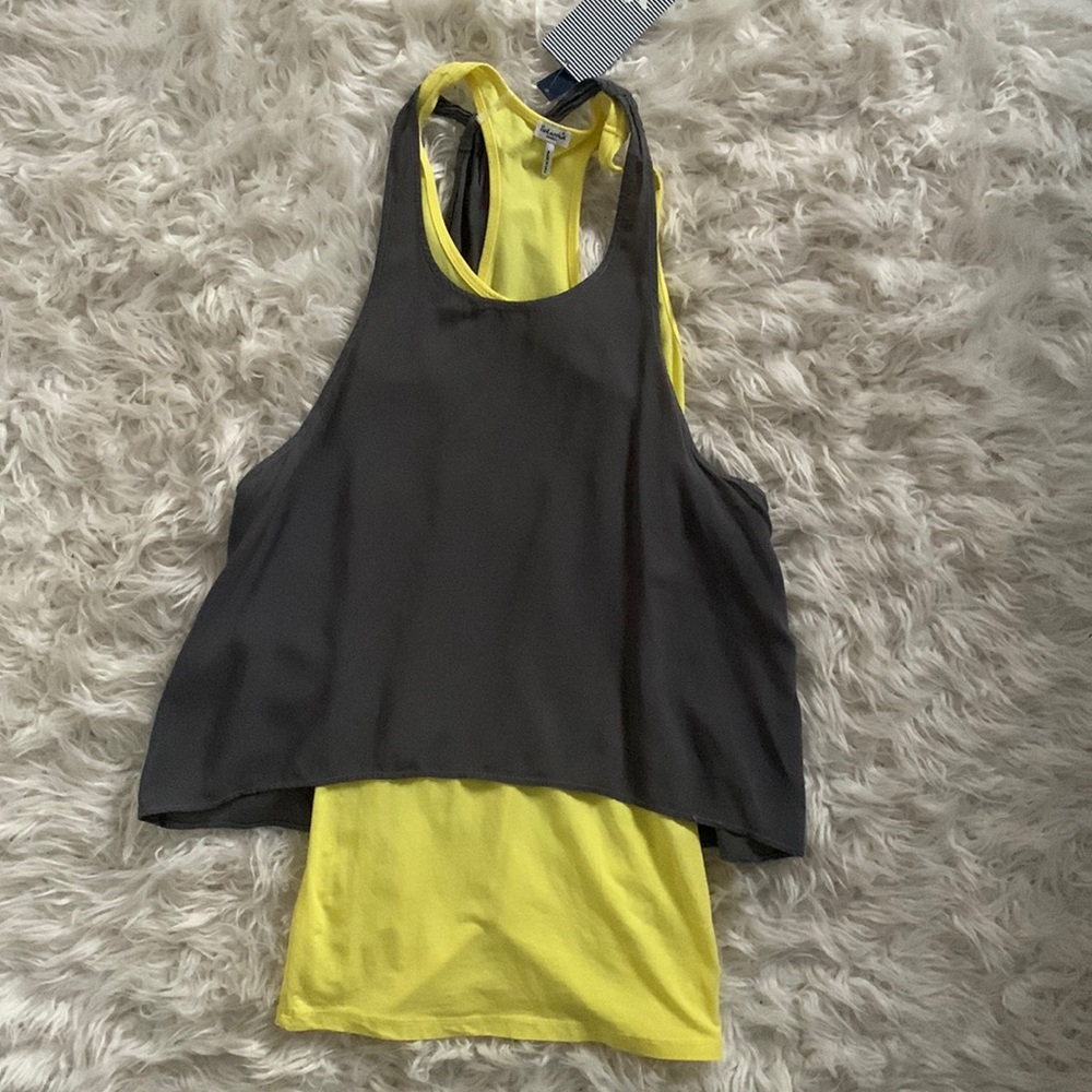 Women’s Sleeveless top
